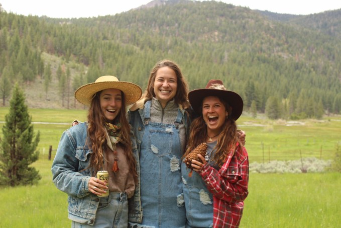 kayak tour guides